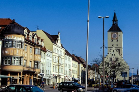 Deggendorf Stadtplatz mit Rathaus