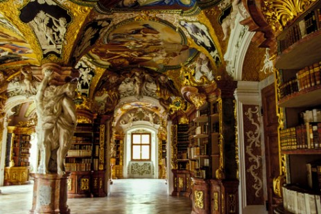 Barockbibliothek im Kloster Metten