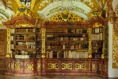 Barockbibliothek im Kloster Metten